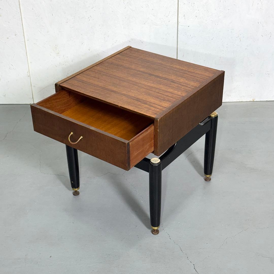 G-PLAN ベッドサイドキャビネット ナイトテーブル(301)