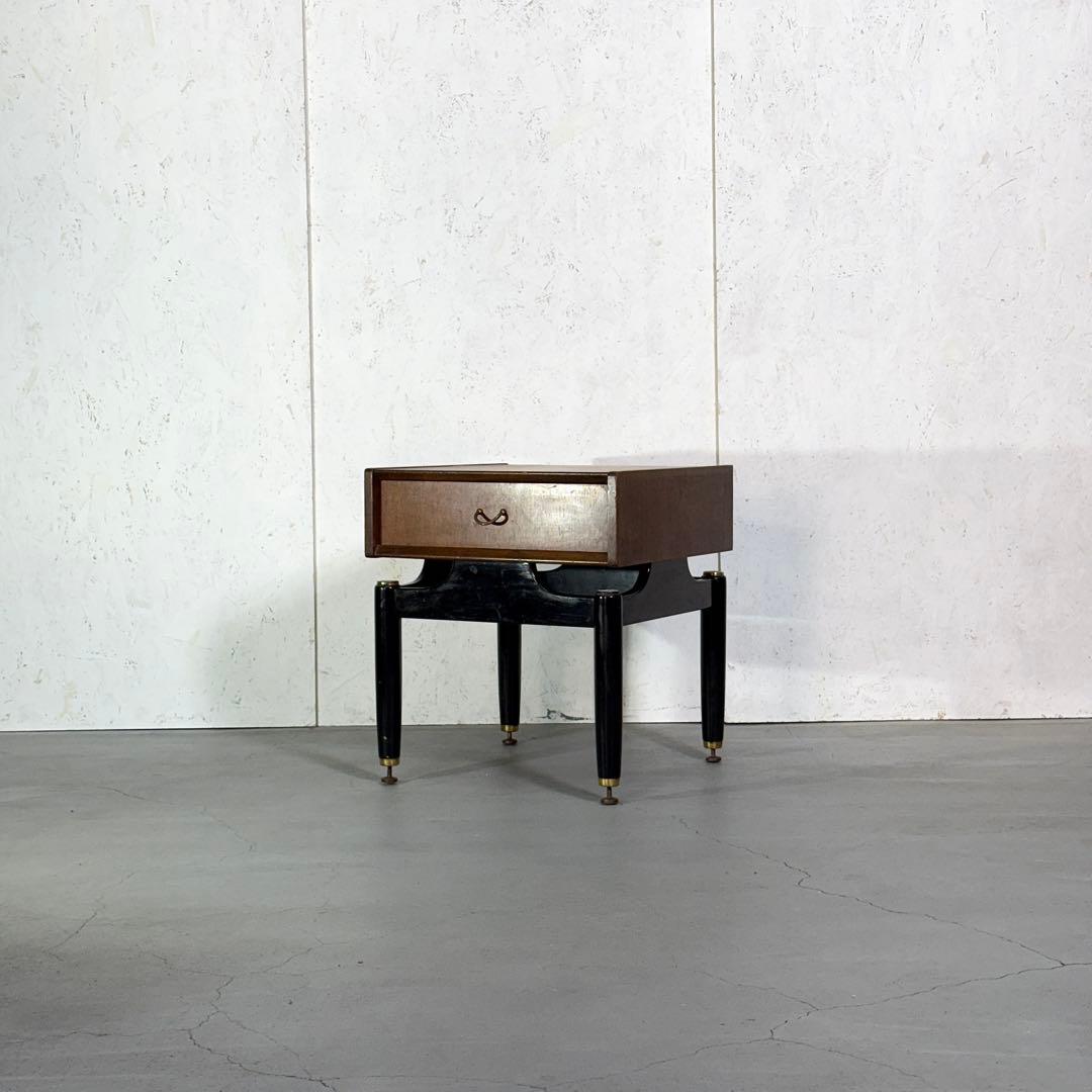 G-PLAN ベッドサイドキャビネット ナイトテーブル(301)