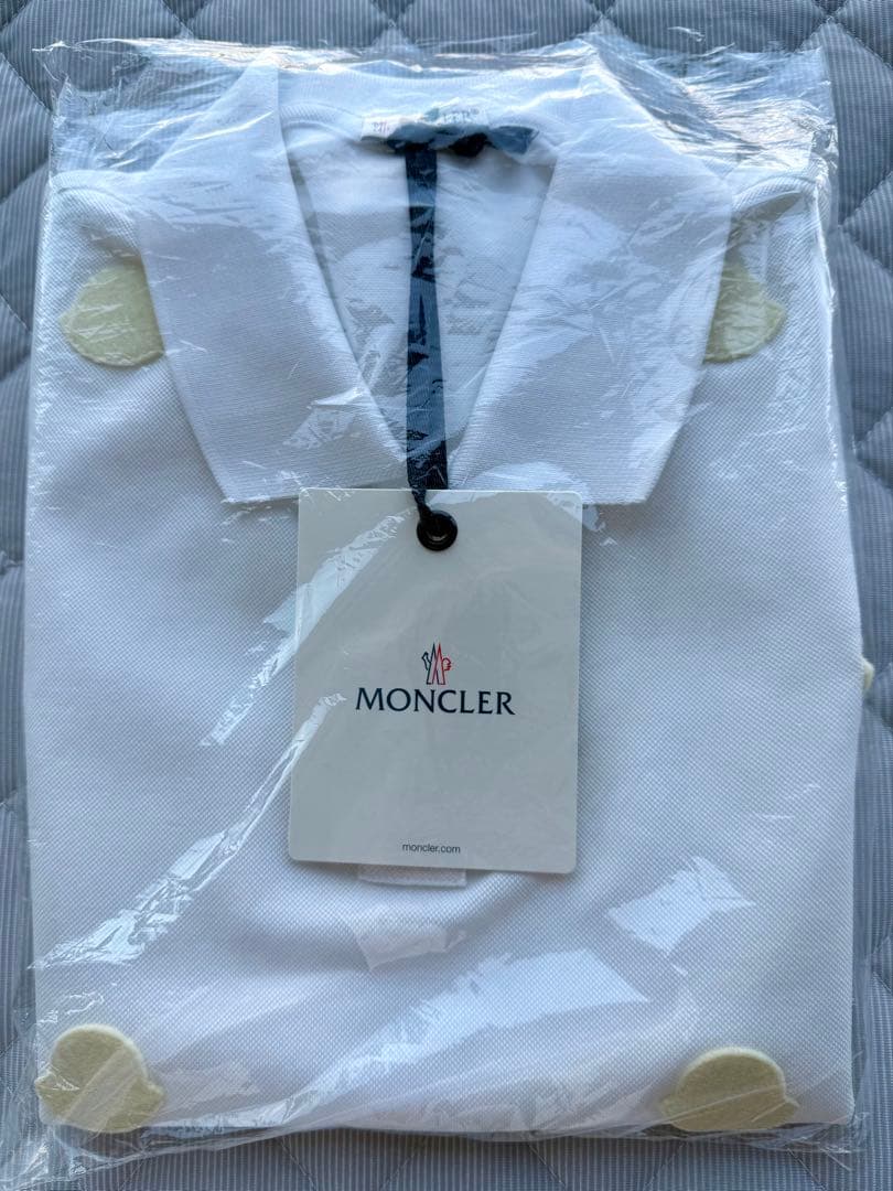モンクレール MONCLER ホワイト トリコロール各色マルチロゴ半袖ポロシャツ