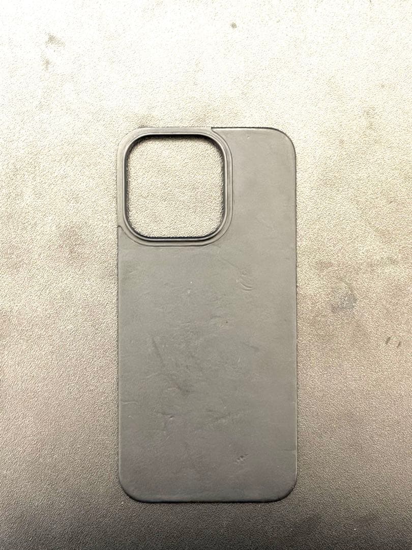 iPhoneアクセサリー NOMAD magnetic leatherback iPhone15Pro