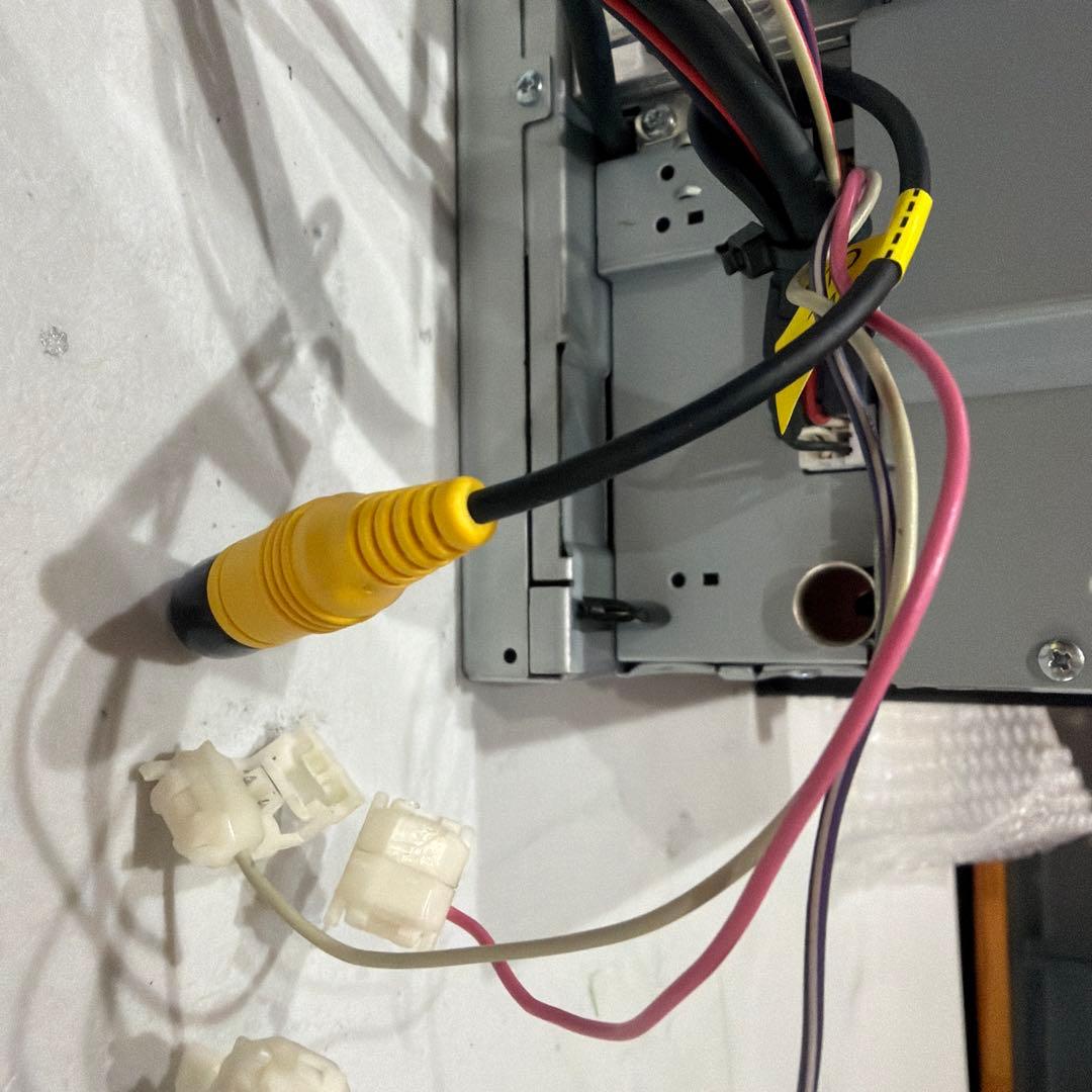 ダイハツ　DUK-W69D　ディスプレイオーディオ　DVD　Bluetooth