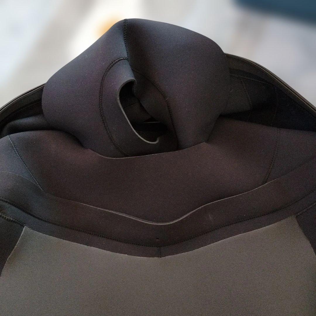 新品同様victonia maxウエットスーツ