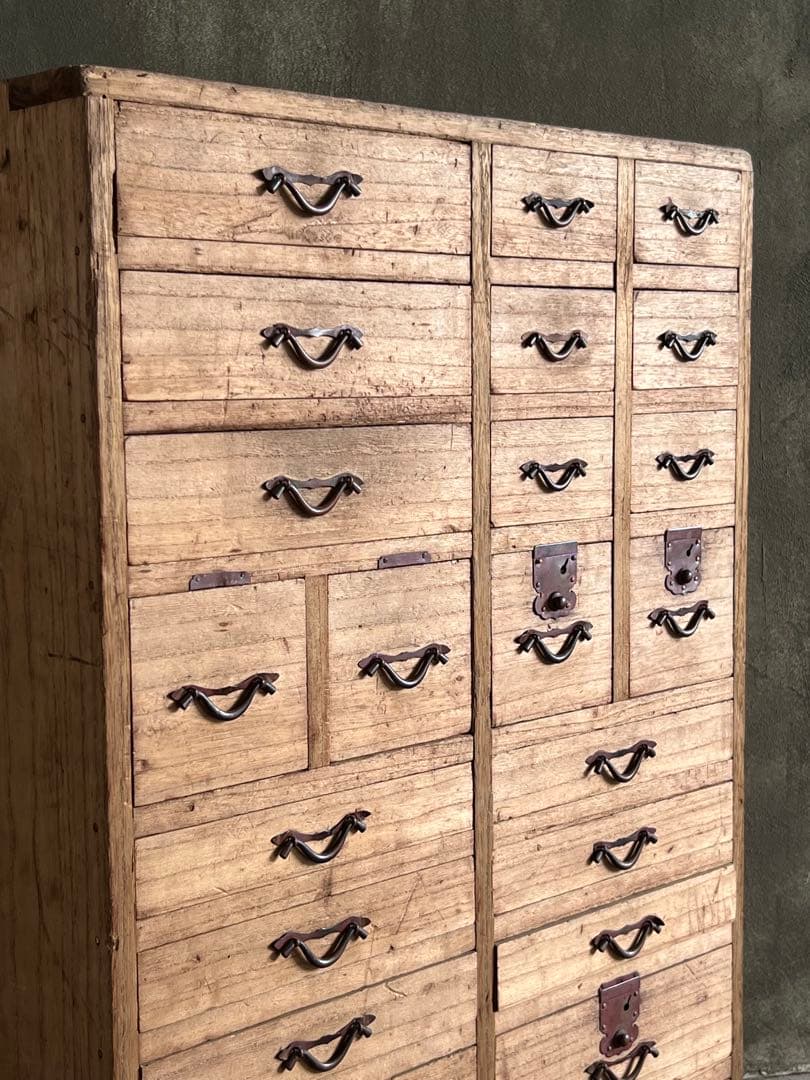 明治時代『 25杯抽斗　薬箪笥 』 和箪笥／ドロワー飾り棚 アトリエ 什器 侘寂