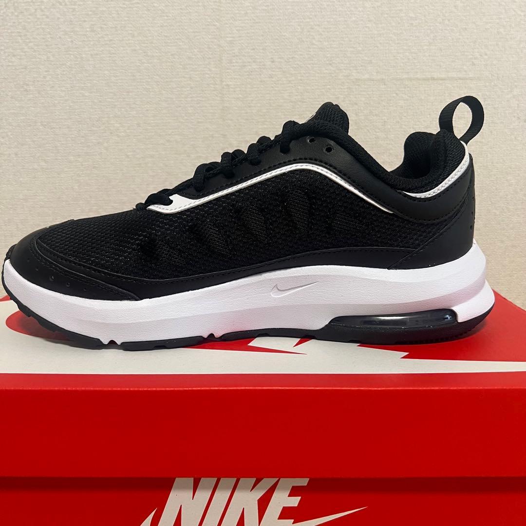 NIKE エアマックス ブラック/ホワイト