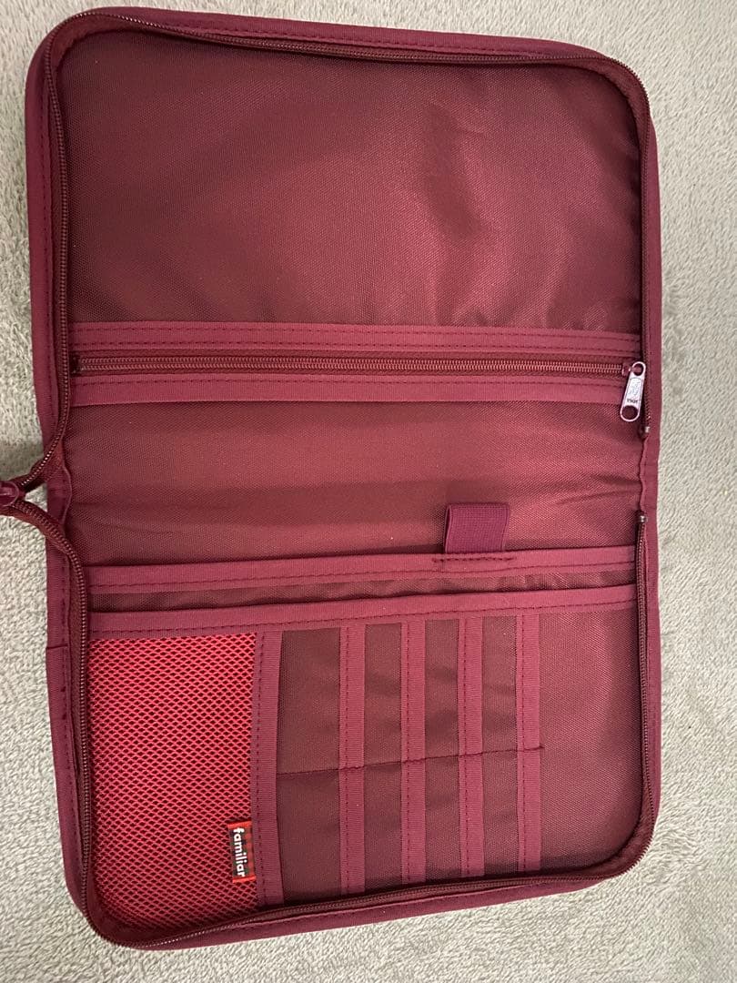 ファミリア　母子手帳ケース　リバティ柄　赤