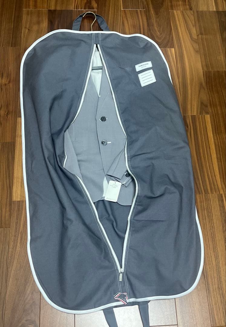 THOM BROWNE トムブラウン　スーツジャケット