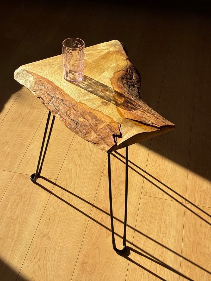 国産無垢天然一枚板サイドテーブル｜国産広葉樹 × ブラックアイアン｜一点もの