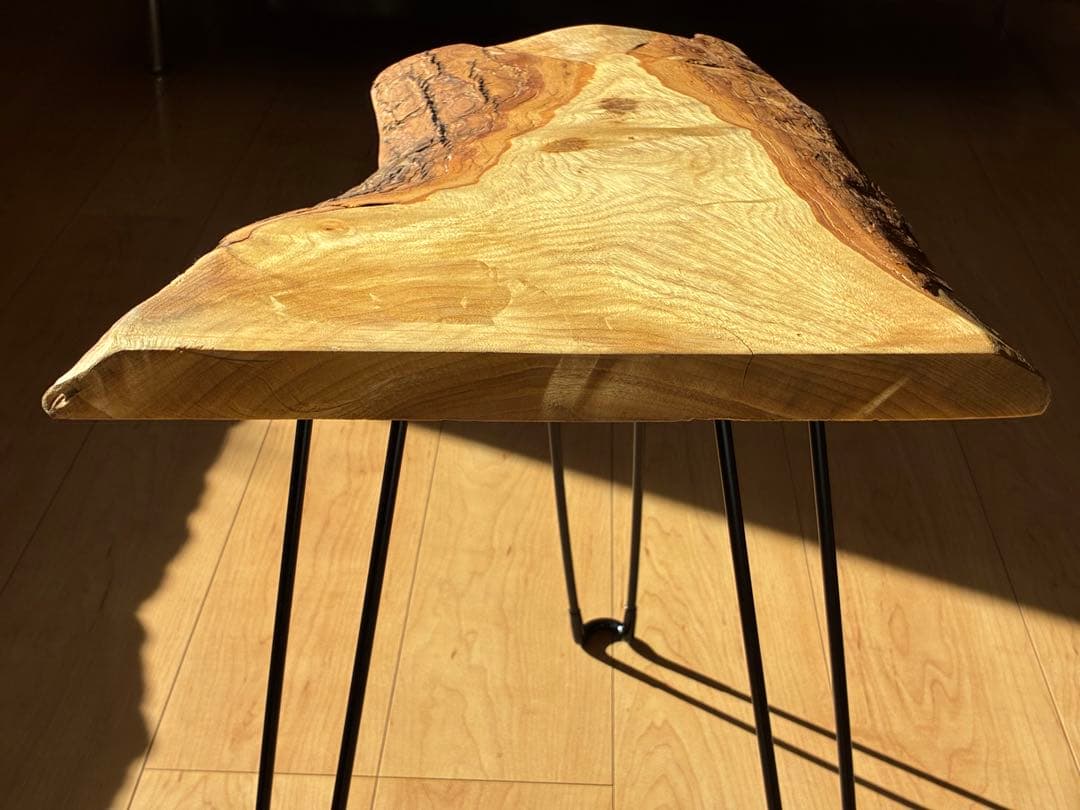 国産無垢天然一枚板サイドテーブル｜国産広葉樹 × ブラックアイアン｜一点もの