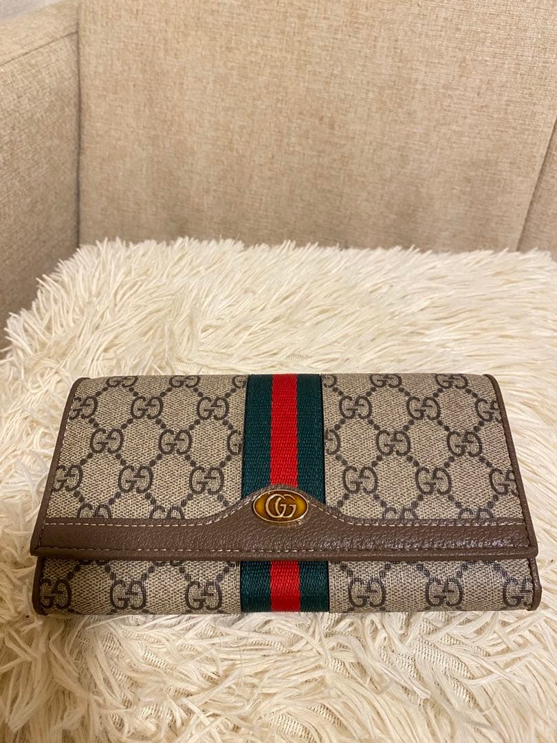 GUCCI GGキャンバス 長財布 チェーンストラップ