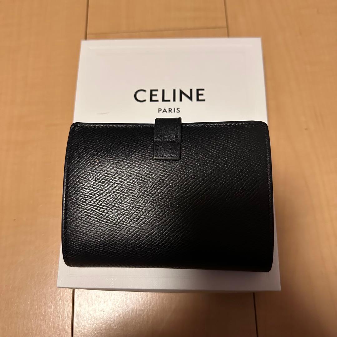 CELINE セリーヌ　ミディアム　ウォレット