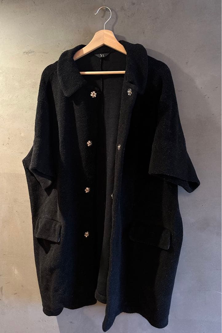 Y s ワイズの黒コート