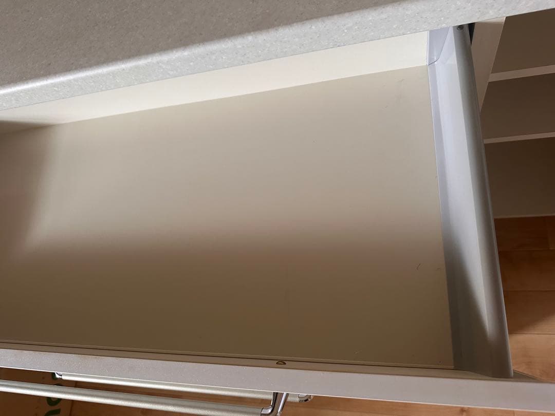 最終値下げ！年末迄。パモウナ食器棚幅120cm