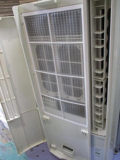 コロナ ルーム エアコン 窓エアコン CW F1617 枠・リモコン付き 17年