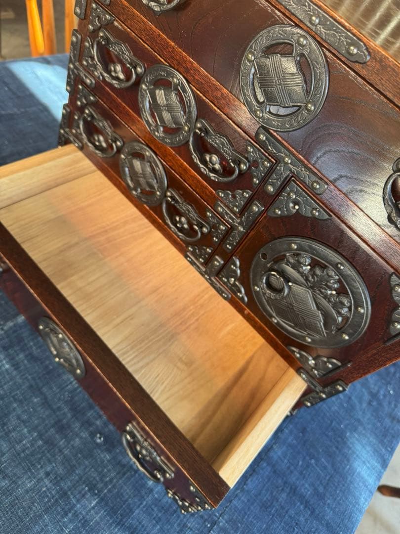 岩谷堂箪笥　小箪笥 皇室御用達工房 和家具 欅