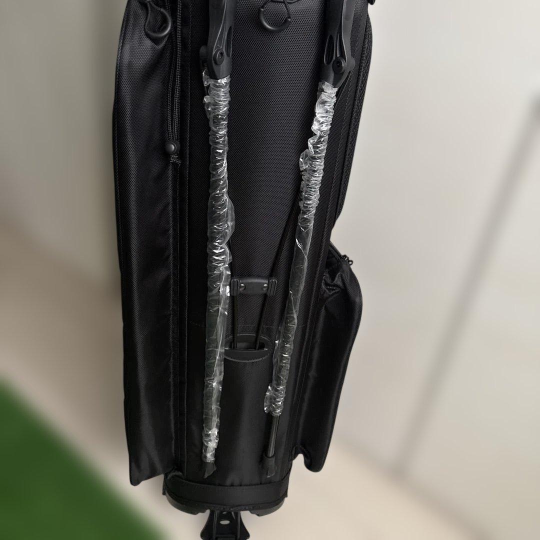 り*ー様 送料込み！LoudMouth 黒 キャディバッグ スタンド付き