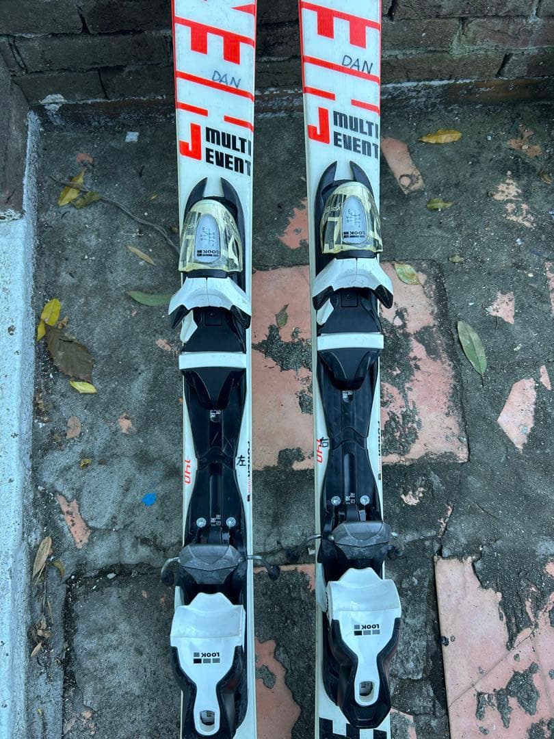 Rossignol HERO ジュニア用　140cm R11