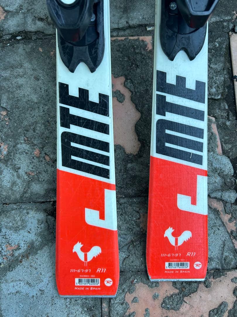 Rossignol HERO ジュニア用　140cm R11