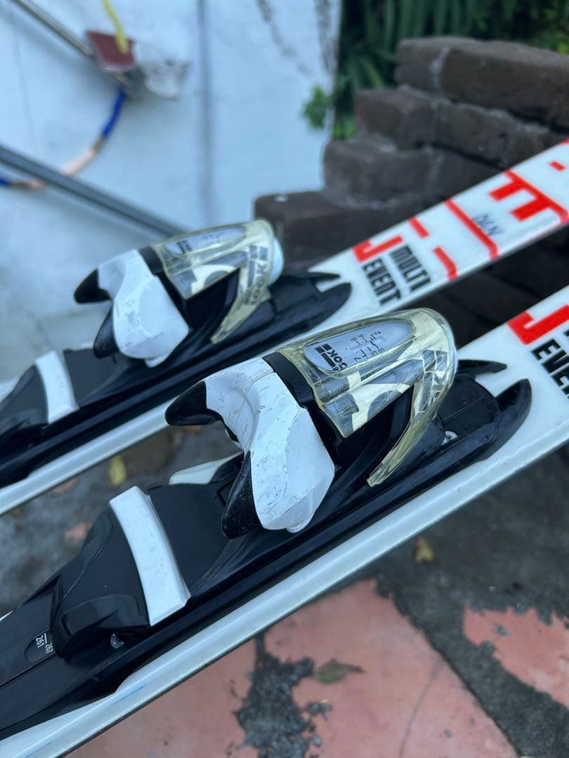 Rossignol HERO ジュニア用　140cm R11