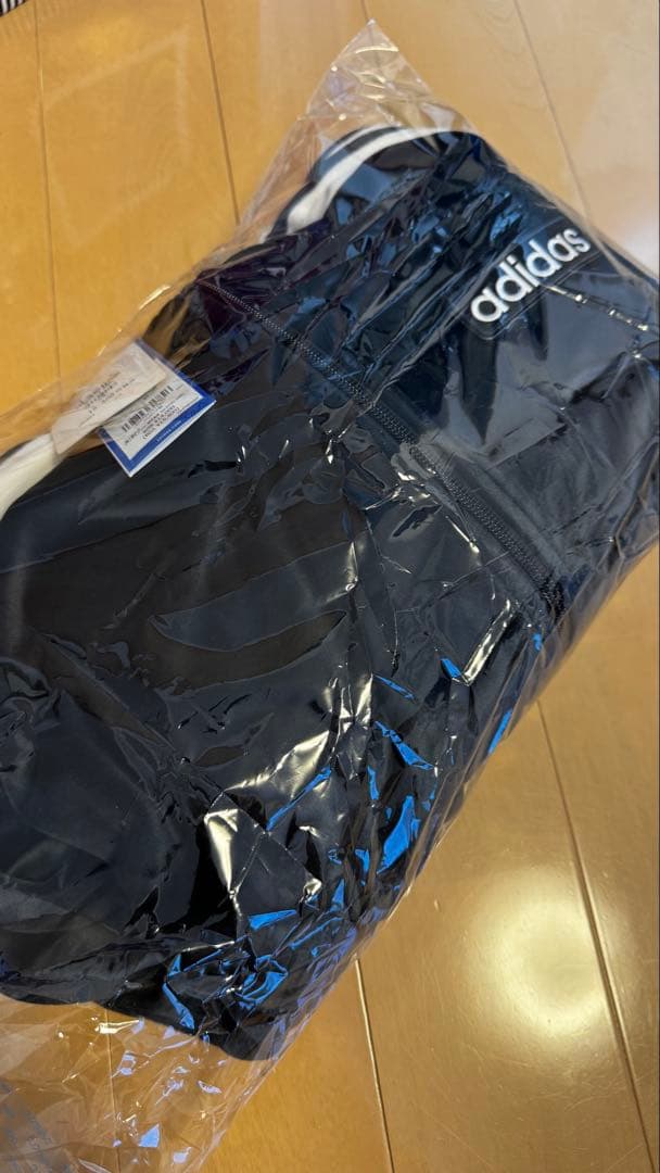 新品タグ付きadidas W ADIBREAK VELOUR TT サイズL