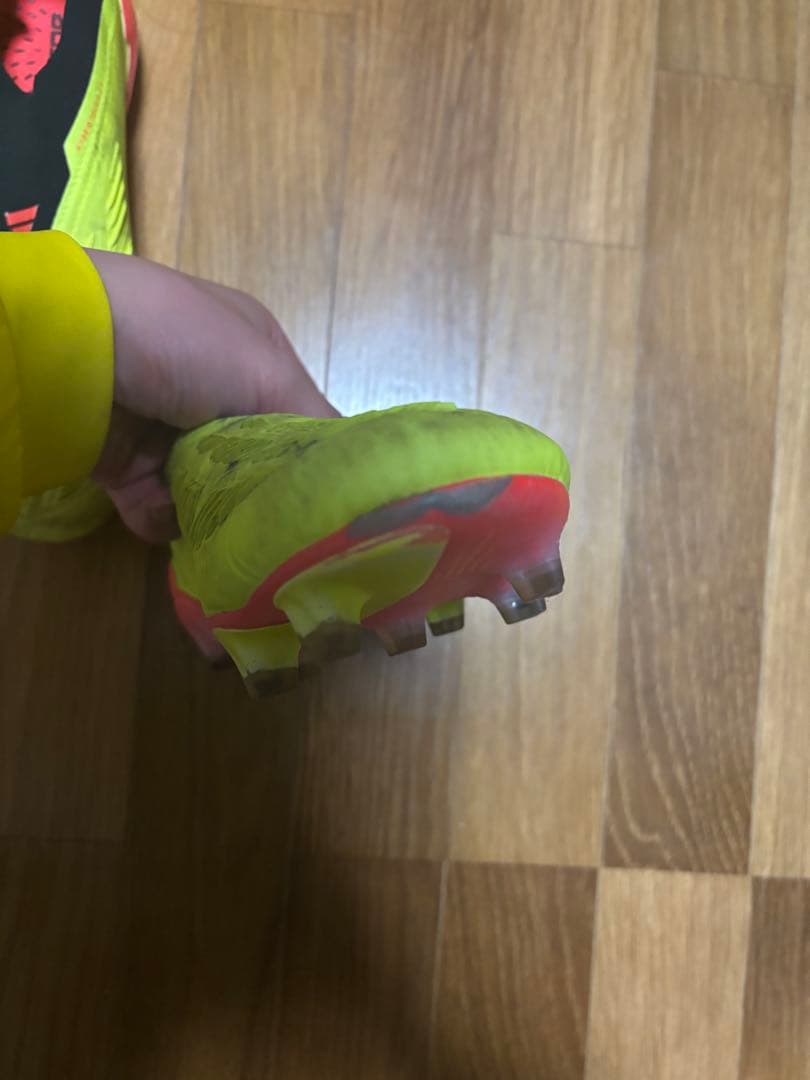 アディダスプレデターFG