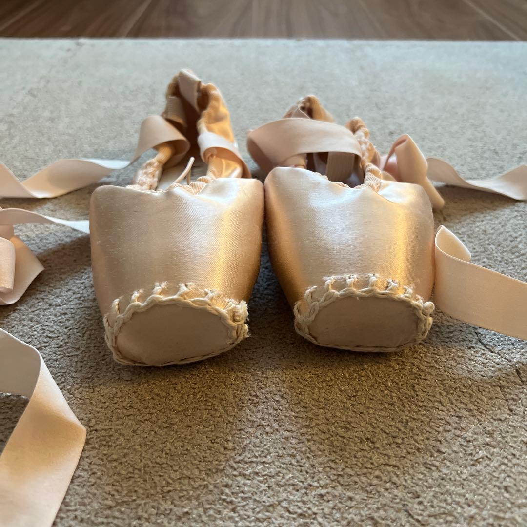 バレエトウシューズ　グリシコマヤ1