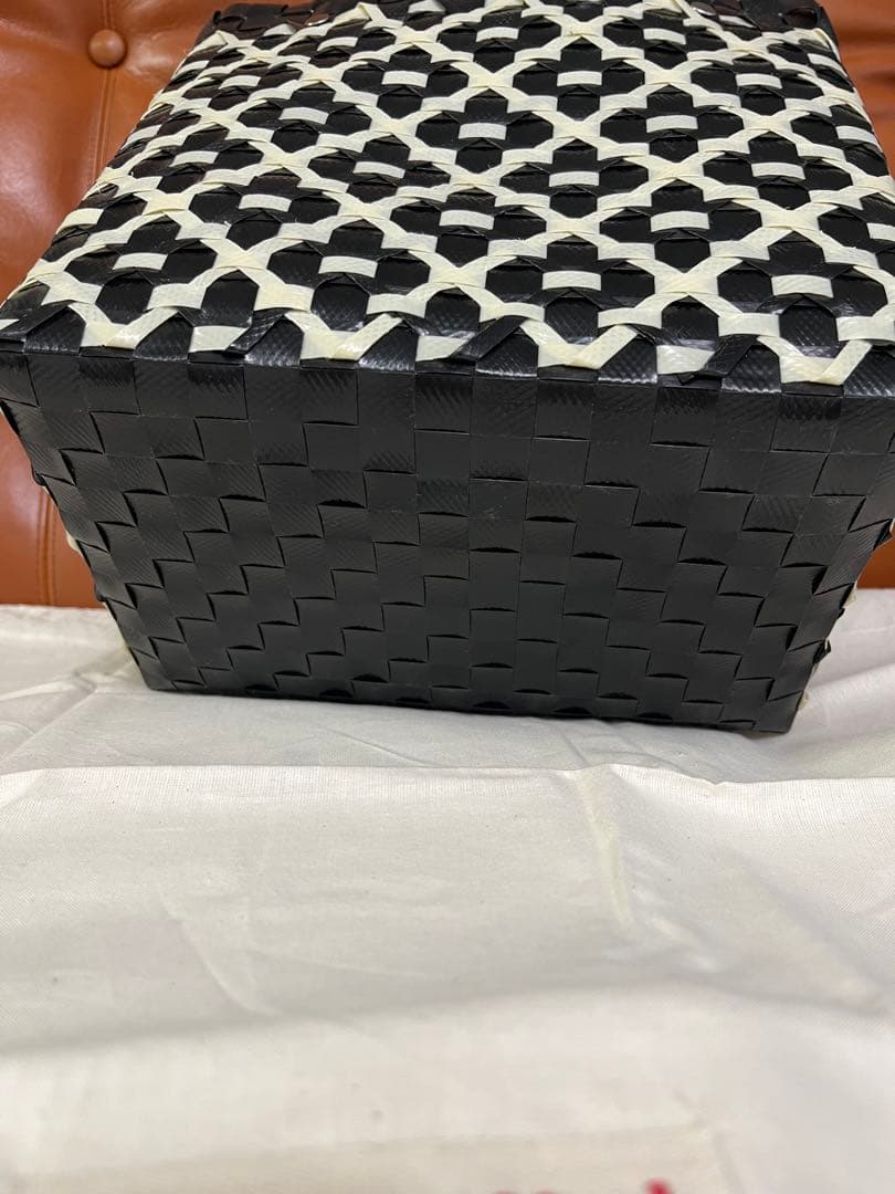 MARNI♡未使用幾何学模様 かごバッグ 保存袋付き