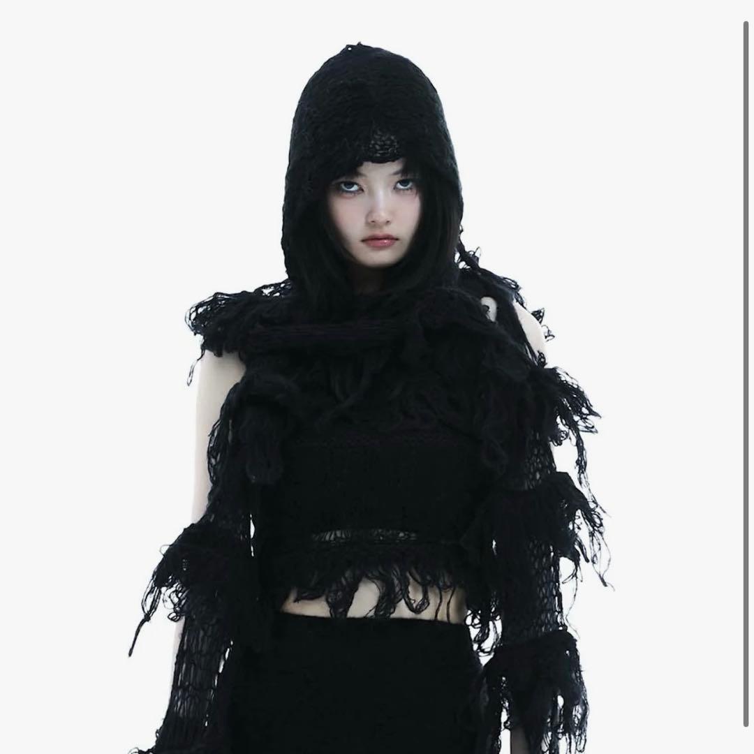 theredthreadトップス