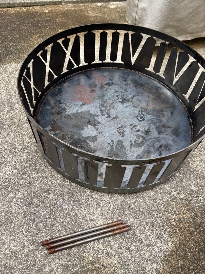 サンゾクマウンテン　焚き火台　マウンコル12(mouncol 12)