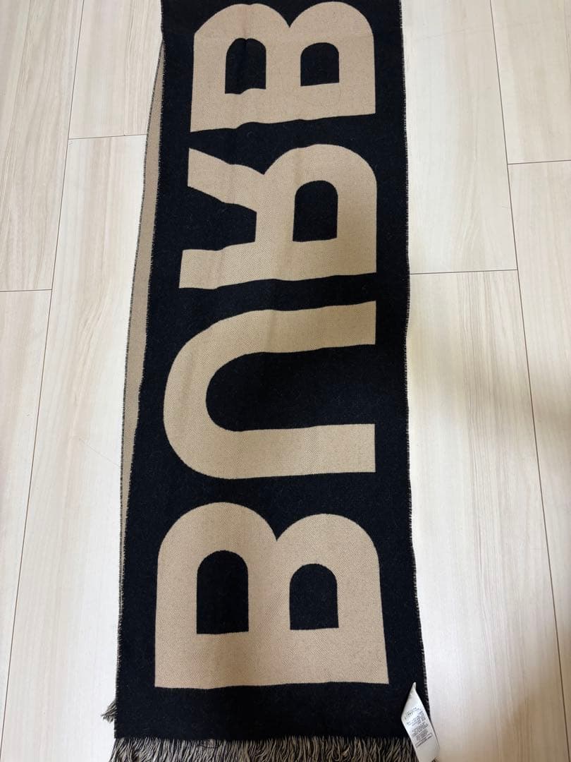 【高山⠀】BURBERRY マフラー