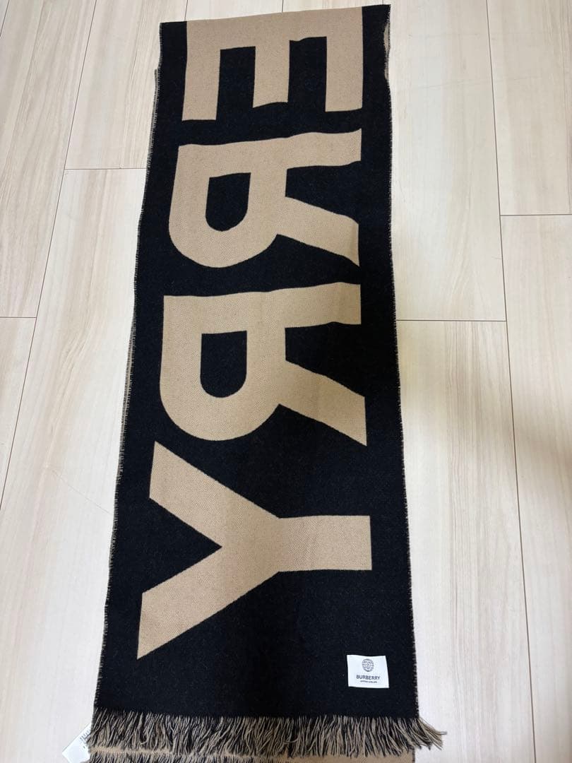 【高山⠀】BURBERRY マフラー