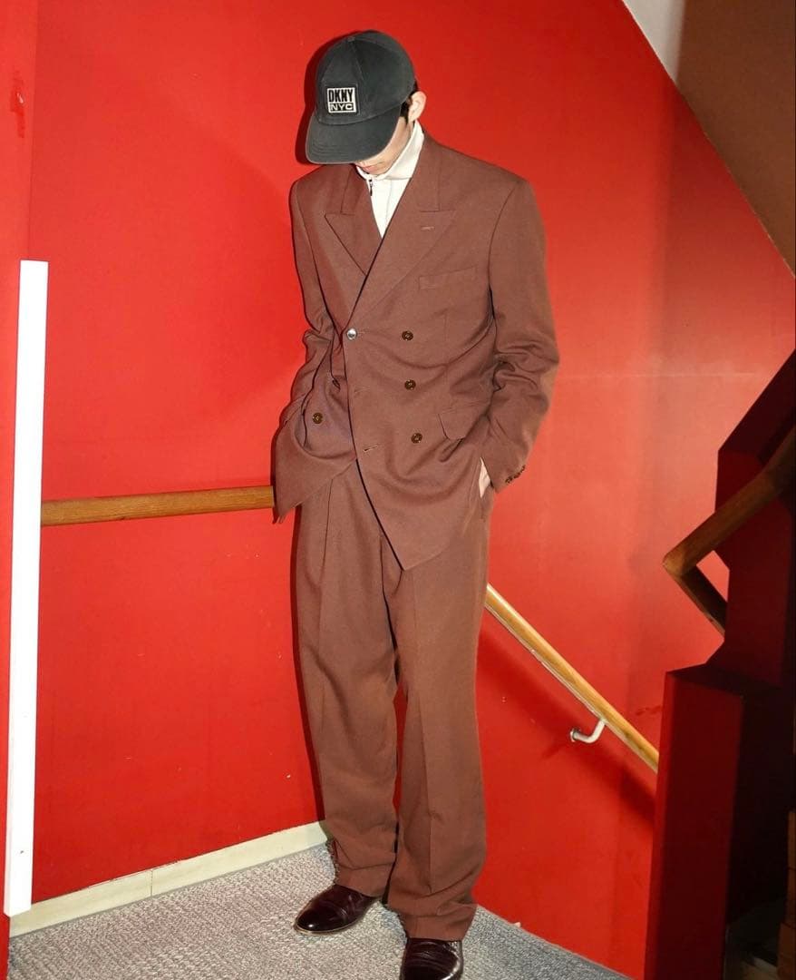 ブラウン ダブルブレストスーツ