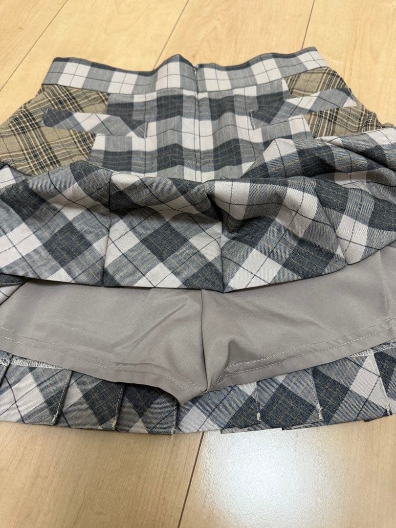 アンドマリー　チェックスカート