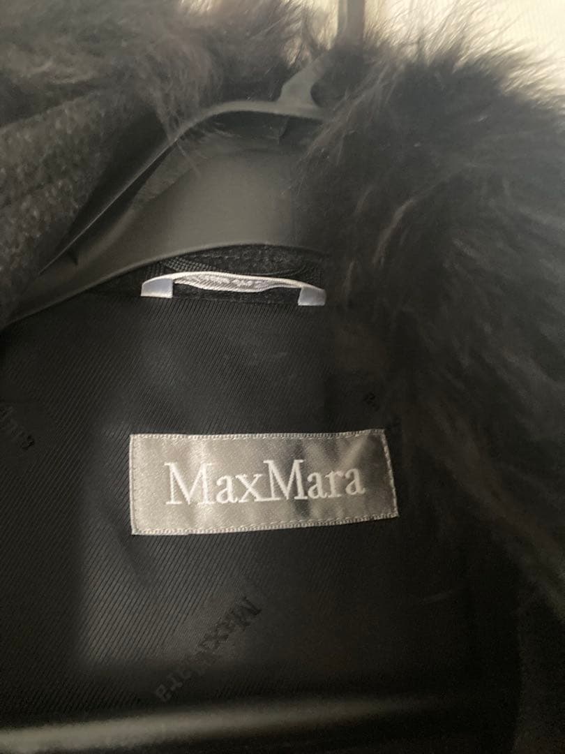 マックスマーラ　ファー襟付き　ロングコート