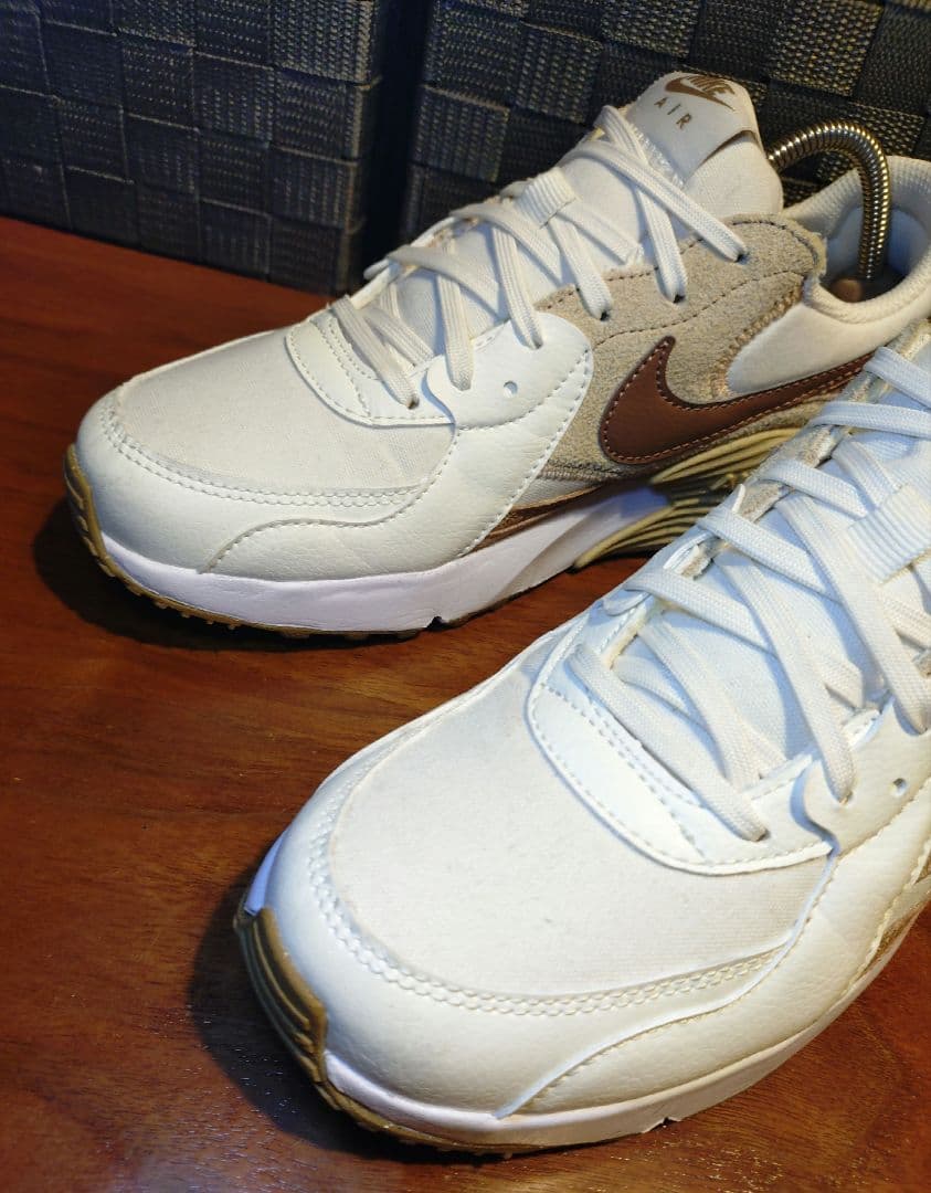 NIKE WMNS AIR MAX EXCEE CORK ナイキスニーカー☆美品