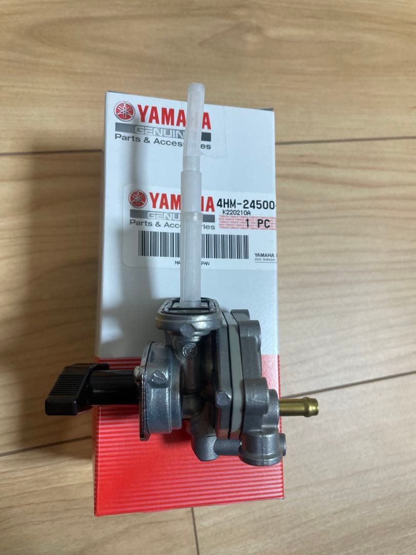 ヤマハ　純正　新品 XJR400 4HM RH02J フューエルコック　燃料