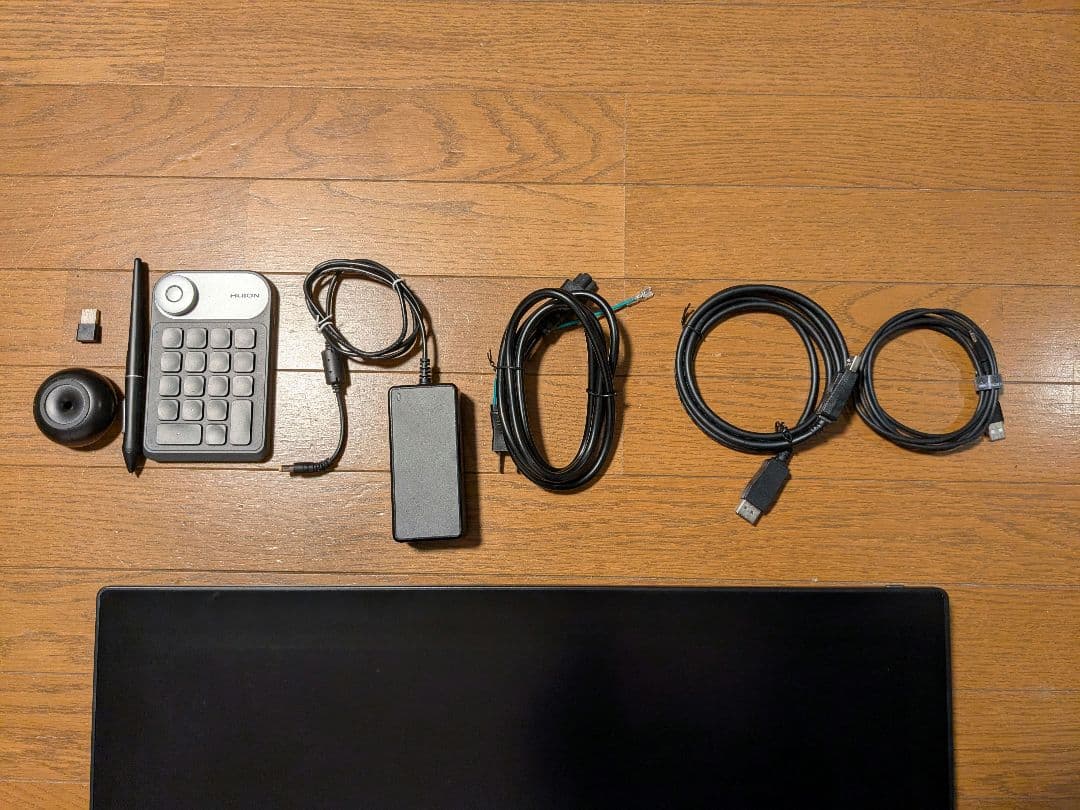 HUION Kamvas Pro24 (4k) 液晶タブレット