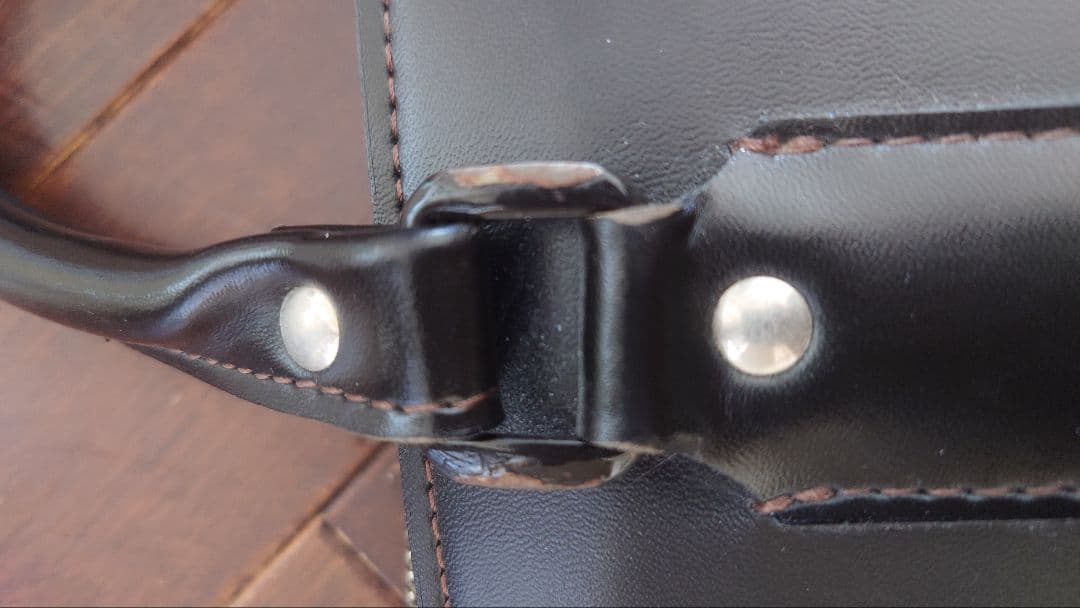 【シナモンではないよミルクだよ？】　制鞄