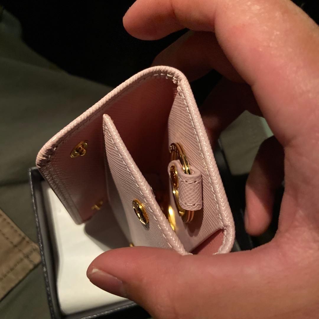 新品未使用品　箱・ギャランティ付き　PRADA プラダ　キーケース