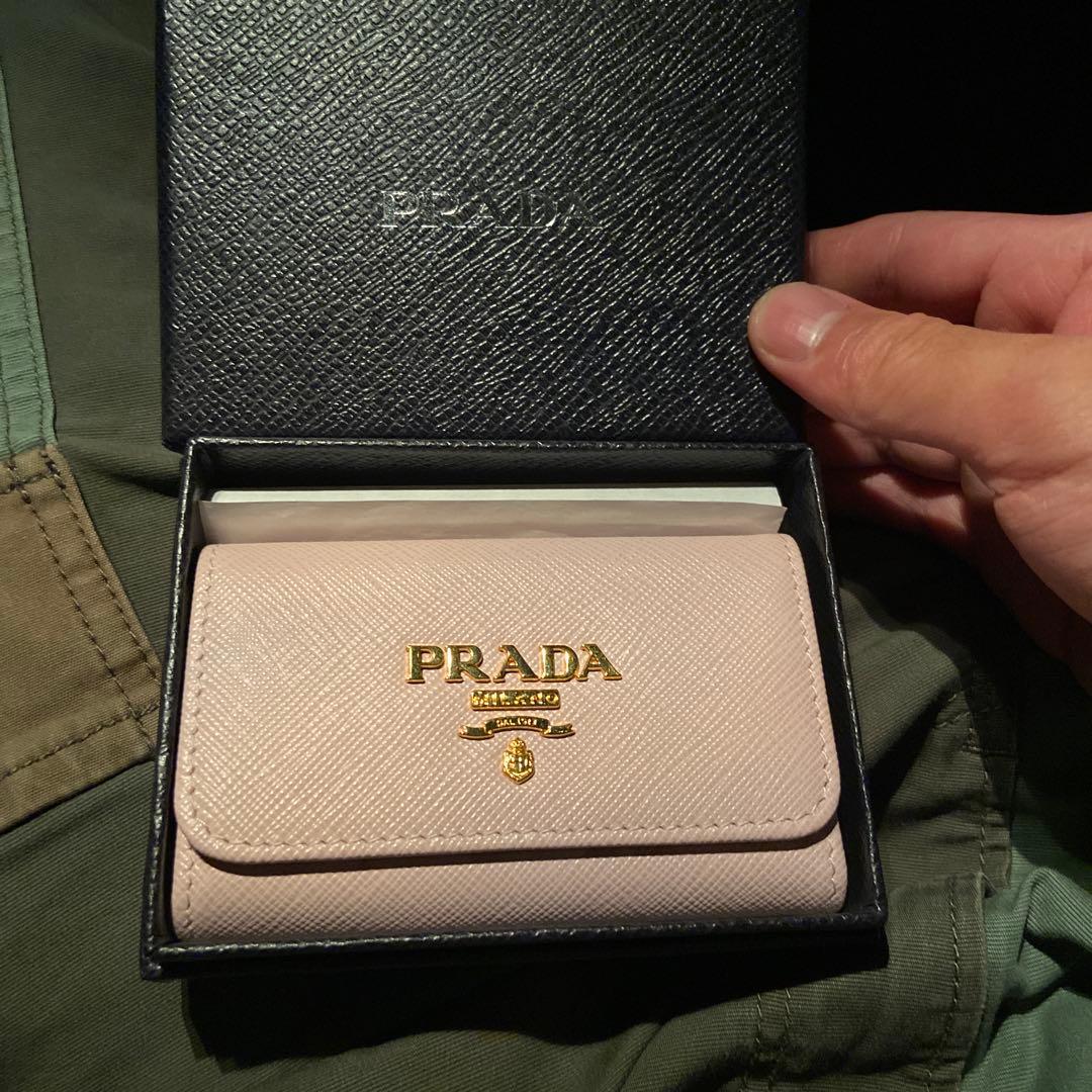 新品未使用品　箱・ギャランティ付き　PRADA プラダ　キーケース