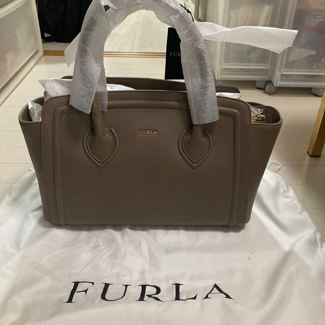 値下げ不可 フルラ FURLA M カレッジ トートバッグ・DAINO