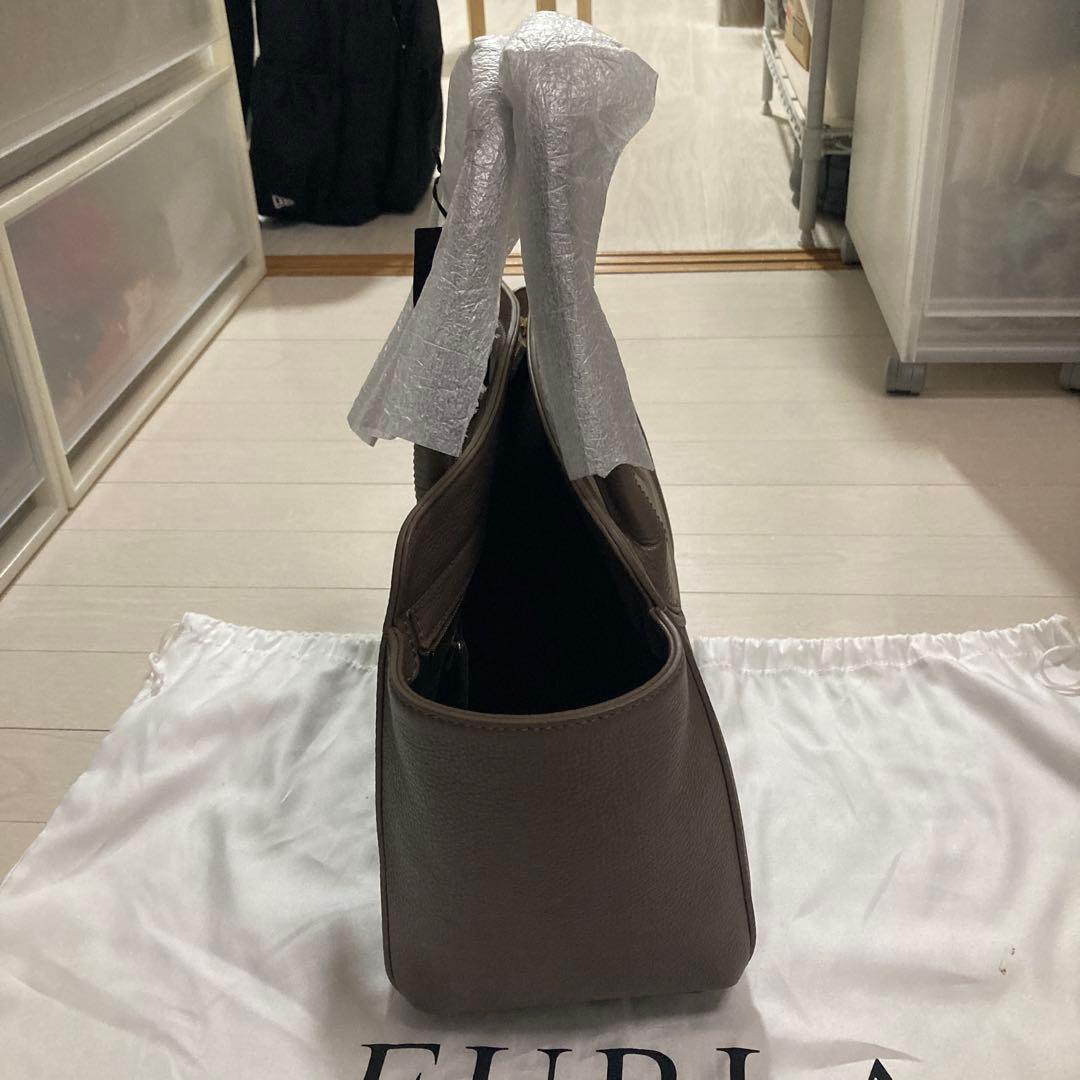 値下げ不可 フルラ FURLA M カレッジ トートバッグ・DAINO