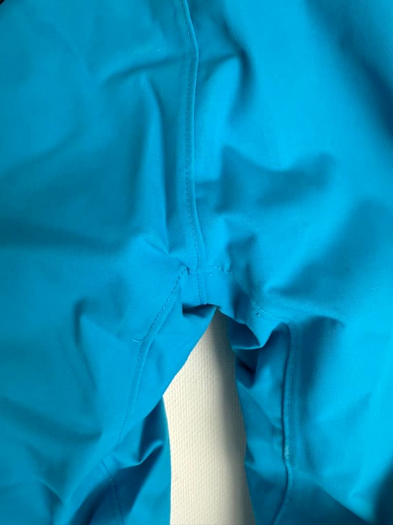 【最終】美品すぐ着用可　イスビョンスキーウェア上下セット125-140着用無香料