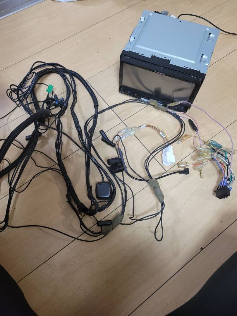 AVIC- ZH0009カーナビ 本体