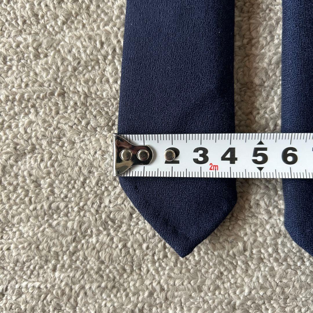 アットヴァンヌッチ ソリッド セッテピエゲ ネイビー ネクタイ