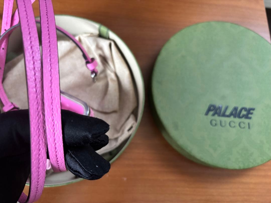 GUCCI×PALACE Airpod Pro case GG-Pスプリーム