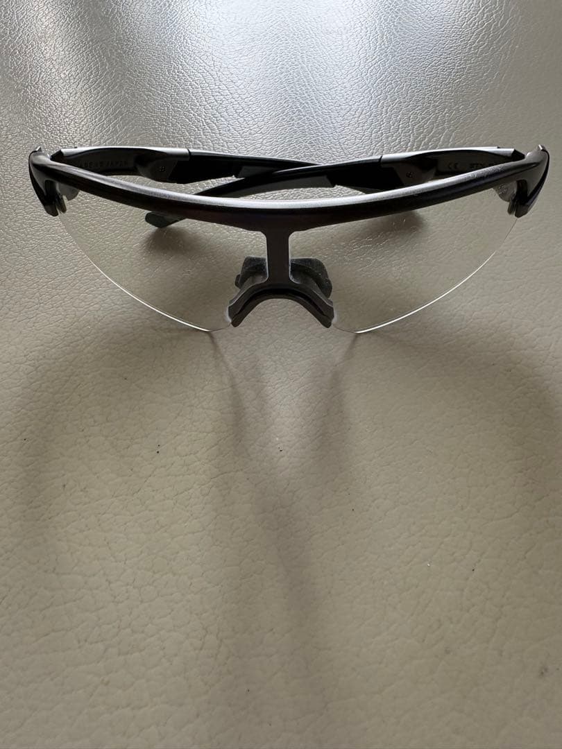 STRIX.D.A調光サングラス ケース付き