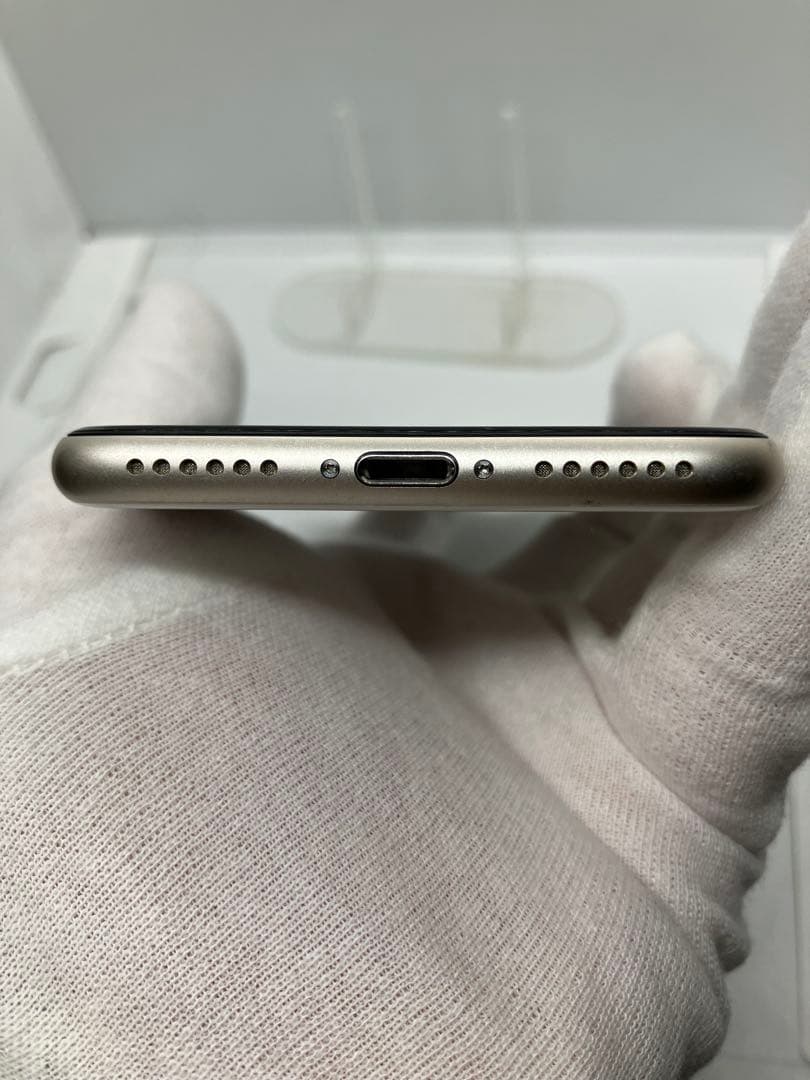 iPhone SE (第3世代) 128GB 美品SIMフリーバッテリー100%