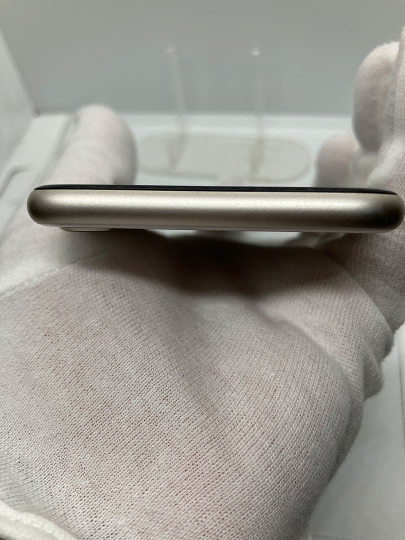 iPhone SE (第3世代) 128GB 美品SIMフリーバッテリー100%