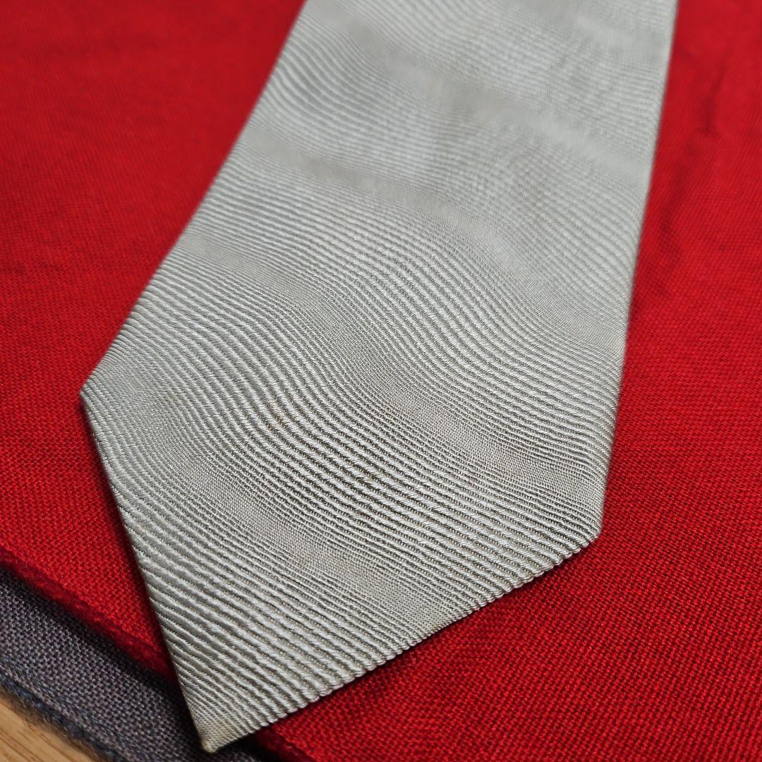 PRADA プラダ ネクタイ 光沢 ストライプ グレー 高級
