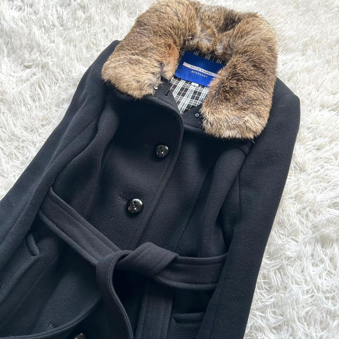 【極美品】バーバリーブルーレーベル　ファー付き　ベルテッドコート　黒　38